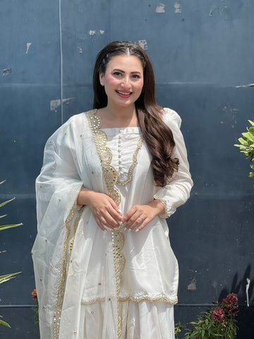 SA-830(Mahi Tusle Silk with embellished dupatta )