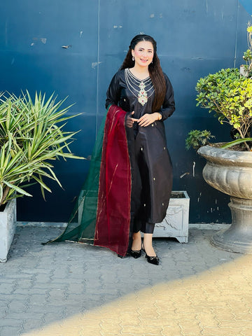 Sunehri Silk 3pc
