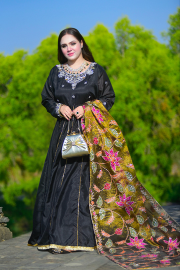 Amara Silk Maxi