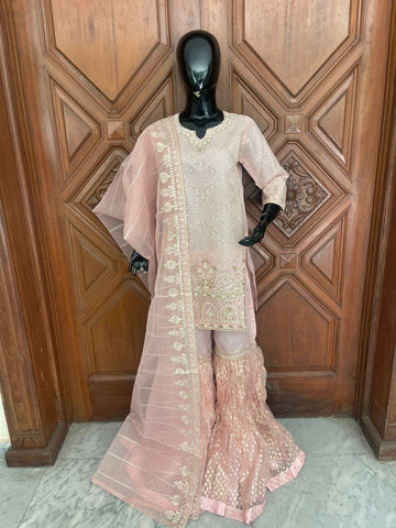 Noor-e-Nazakat
