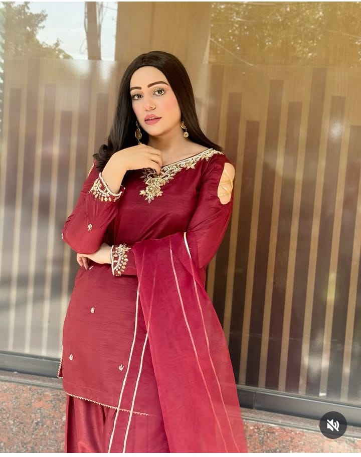 Handwork & Spray On Shirt Rawsilk Farshi Shalwar (3pc)