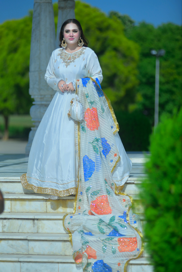 Momina White Rose Maxi